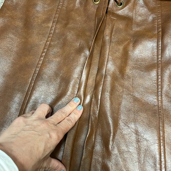 Vintage 60s vegan leather mini with criss cross lace front fasten - Picture 6 of 9